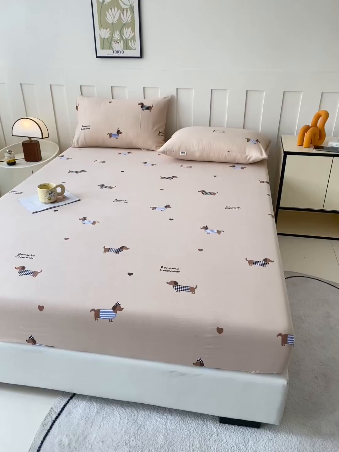 91家纺网 家纺一手货源 找家纺 金泰莱 2025新款木棉双层纱印花床笠 腊肠狗狗