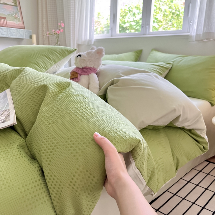 91家纺网 家纺一手货源 找家纺 言一 2025秋冬新品A类60S新疆长绒棉纯棉陶瓷轻磨毛四件套提花全棉床单被套不掉毛2 豆绿+浅灰绿