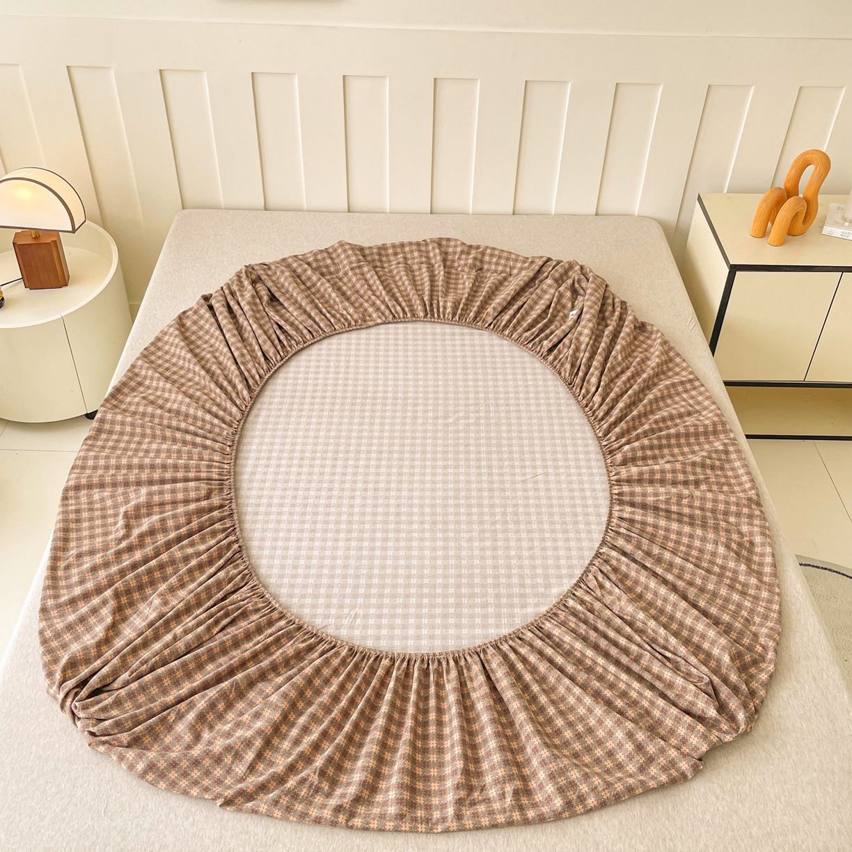 91家纺网 家纺一手货源 找家纺 金泰莱 2025新款木棉双层纱印花床笠 素红格