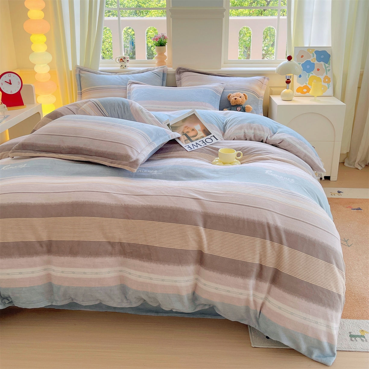 91家纺网 家纺一手货源 找家纺 凯儿2025加厚A类印花牛奶绒单品四件套 英伦之旅-兰