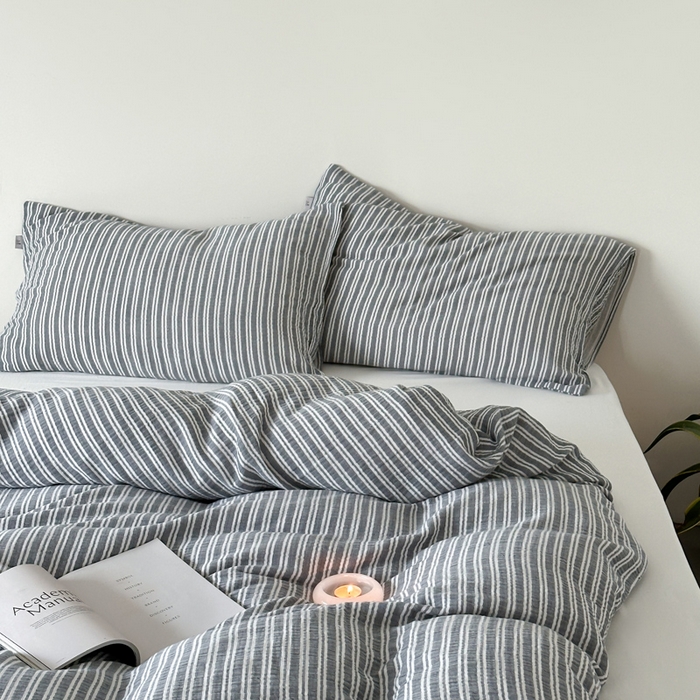 91家纺网 家纺一手货源 找家纺 玛奇朵 2024新品简约色织中古条纹双层皱皱纱四件套 中古条纹-蓝