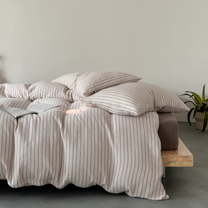 91家纺网 家纺一手货源 找家纺 （总）玛奇朵 2024新品简约色织中古条纹双层皱皱纱四件套