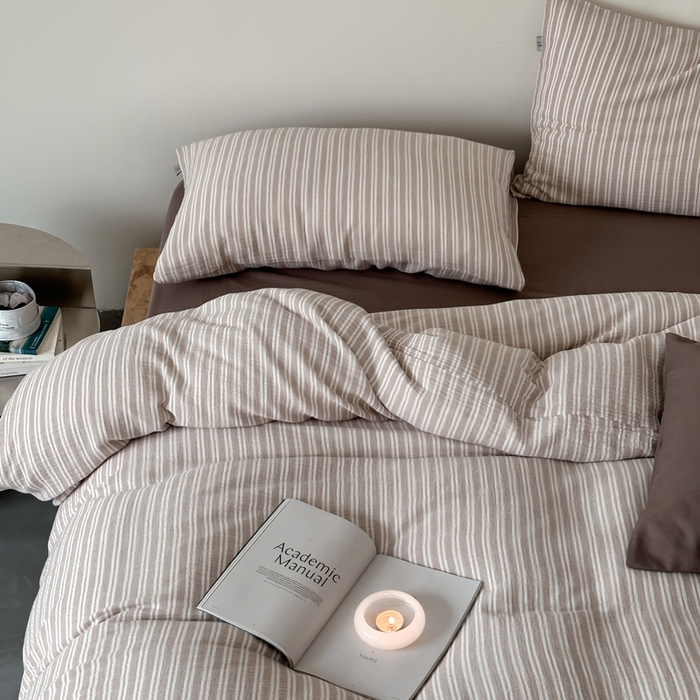 91家纺网 家纺一手货源 找家纺 （总）玛奇朵 2024新品简约色织中古条纹双层皱皱纱四件套