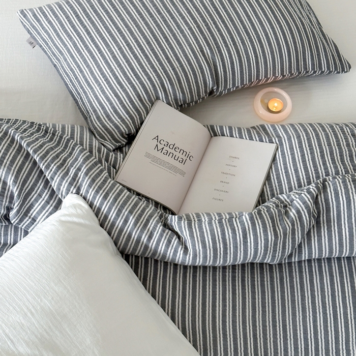 91家纺网 家纺一手货源 找家纺 玛奇朵 2024新品简约色织中古条纹双层皱皱纱四件套 中古条纹-蓝