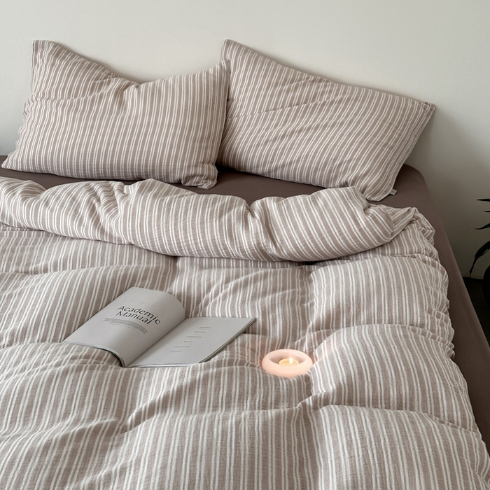 91家纺网 家纺一手货源 找家纺 （总）玛奇朵 2024新品简约色织中古条纹双层皱皱纱四件套