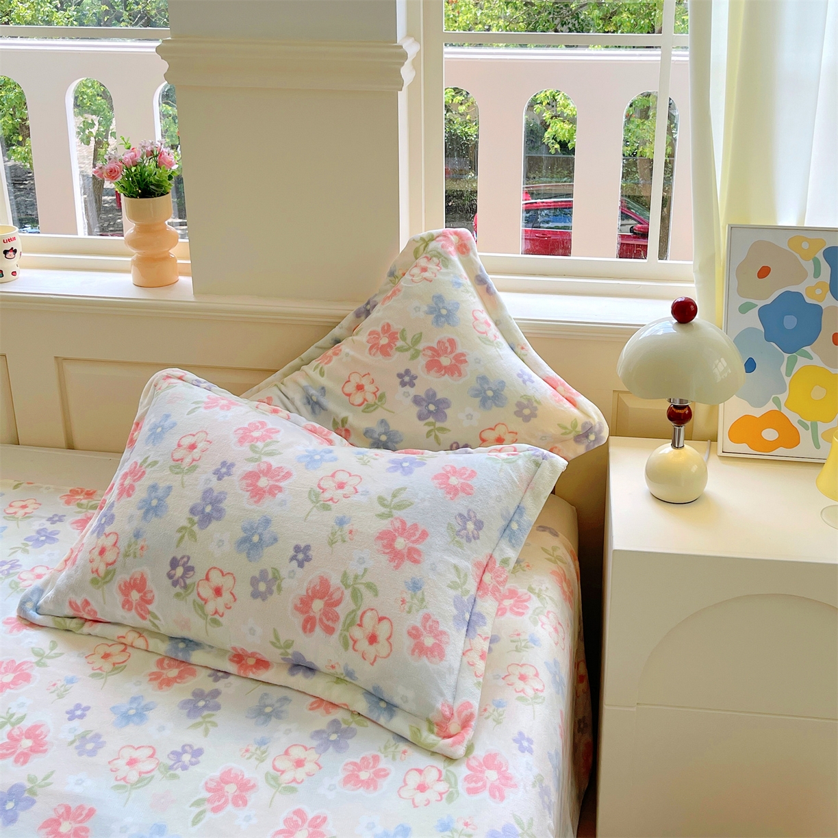 91家纺网 家纺一手货源 找家纺 凯儿家纺 2025新款A类加厚高克重印花牛奶绒单枕套 花在云端