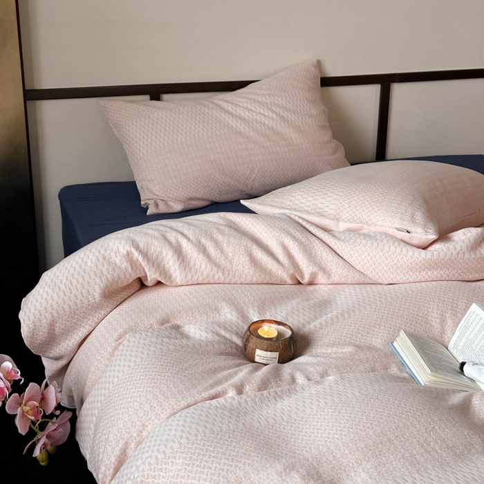 91家纺网 家纺一手货源 找家纺 （总）玛奇朵 2024新品韩国A类侘寂风色织提花双层皱皱纱四件套-流光溢彩系列