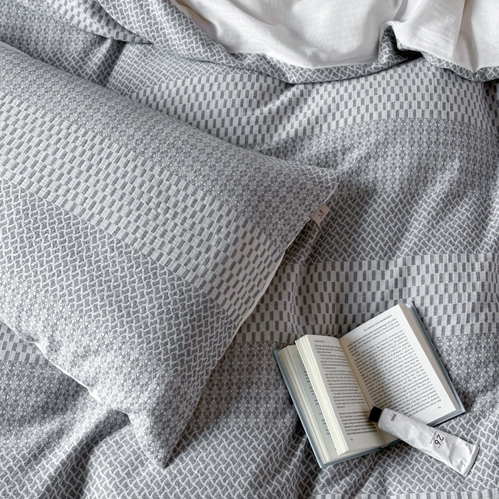 91家纺网 家纺一手货源 找家纺 玛奇朵 2024新品韩国A类侘寂风色织提花双层皱皱纱四件套-流光溢彩系列 流光溢彩-蓝