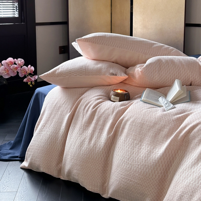 91家纺网 家纺一手货源 找家纺 （总）玛奇朵 2024新品韩国A类侘寂风色织提花双层皱皱纱四件套-流光溢彩系列