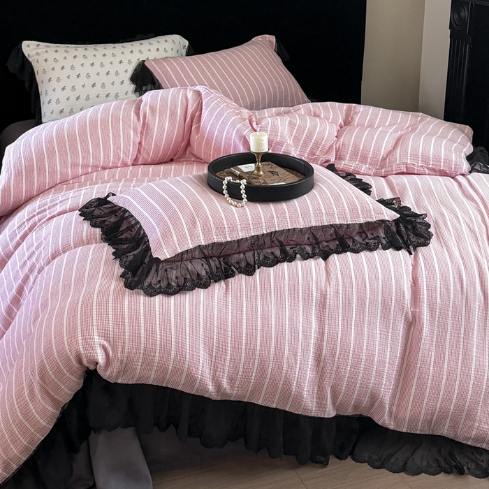 91家纺网 家纺一手货源 找家纺 （总）玛奇朵 2024新品法式蕾丝网纱花边款A类色织皱皱纱系列四件套-梅里达情人