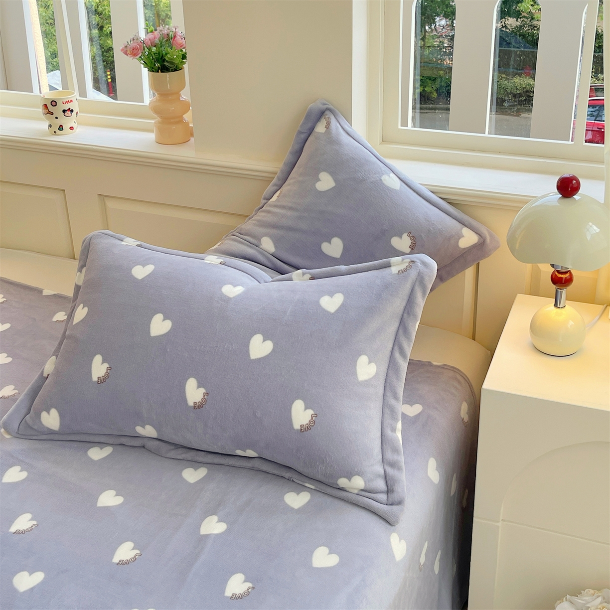 91家纺网 家纺一手货源 找家纺 凯儿家纺 2025新款A类加厚高克重印花牛奶绒单枕套 心心相印-灰