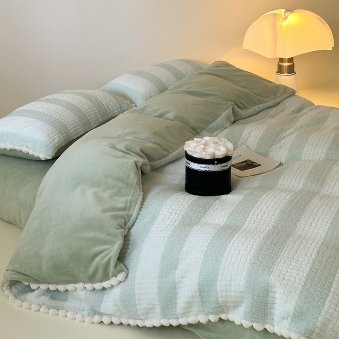 91家纺网 家纺一手货源 找家纺 玛奇朵 2024秋冬新品泰兔绒提花四件套-朵以系列 朵以-绿