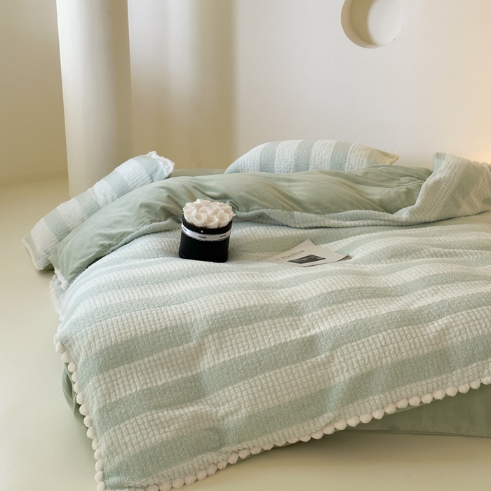 91家纺网 家纺一手货源 找家纺 玛奇朵 2024秋冬新品泰兔绒提花四件套-朵以系列 朵以-绿