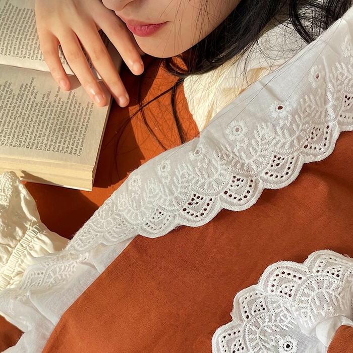 91家纺网 家纺一手货源 找家纺 （总）贝尔 PELLHOME 全棉水洗棉镂空刺绣宽花边套件场景二（可抖音代发）