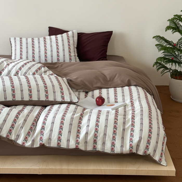 91家纺网 家纺一手货源 找家纺 （总）玛奇朵 2025新品A类纯棉双层纱提花四件套