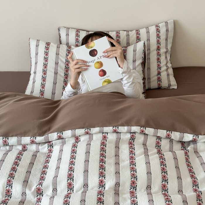 91家纺网 家纺一手货源 找家纺 玛奇朵 2025新品A类纯棉双层纱提花四件套 乌梅子酥