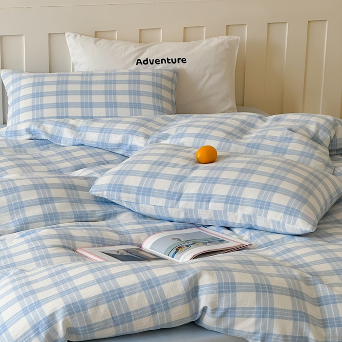 91家纺网 家纺一手货源 找家纺 玛奇朵 2025春夏新品A类全棉水洗色织双层皱纱四件套-森系格纹 森系格纹-小兰町（蓝色床单）