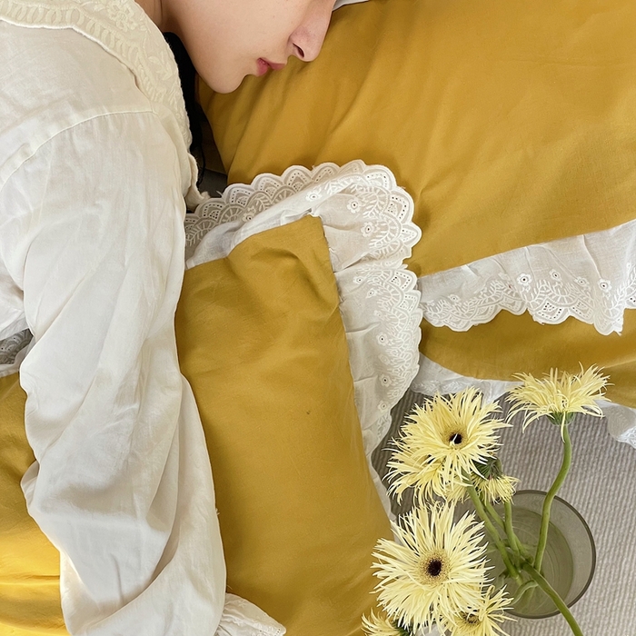 91家纺网 家纺一手货源 找家纺 贝尔 PELLHOME 全棉水洗棉镂空刺绣宽花边套件场景二（可抖音代发） 麦穗黄