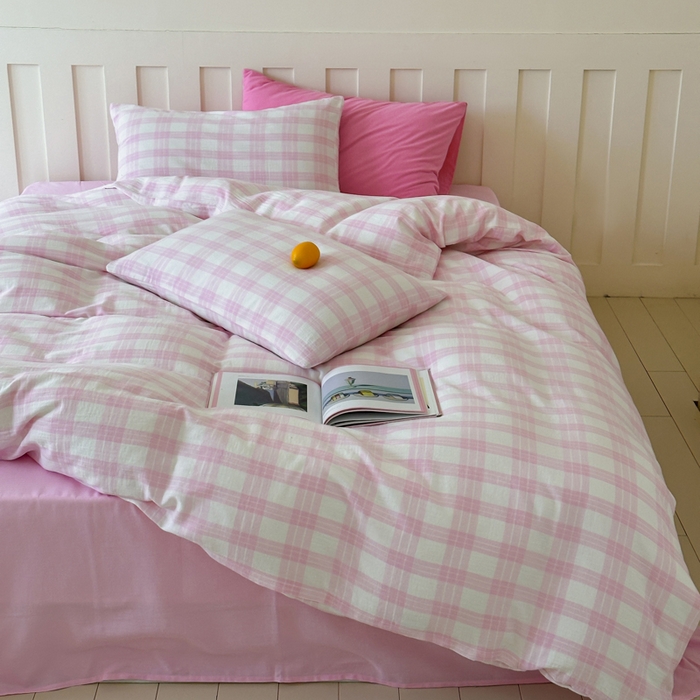 91家纺网 家纺一手货源 找家纺 玛奇朵 2025春夏新品A类全棉水洗色织双层皱纱四件套-森系格纹 森系格纹-白桃粉（粉色床单）