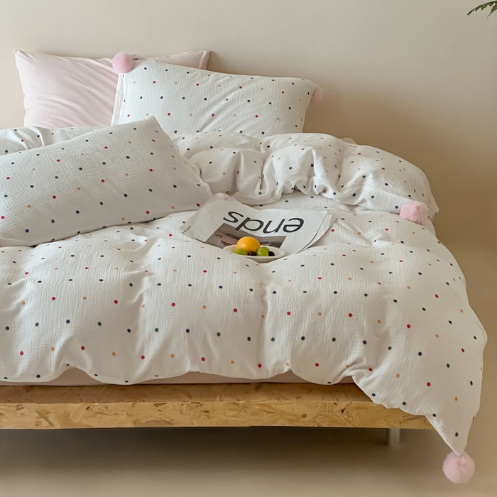 91家纺网 家纺一手货源 找家纺 （总）玛奇朵 2025新品全棉A类双层皱皱纱彩色啵啵四件套-毛球款