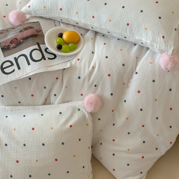 91家纺网 家纺一手货源 找家纺 （总）玛奇朵 2025新品全棉A类双层皱皱纱彩色啵啵四件套-毛球款