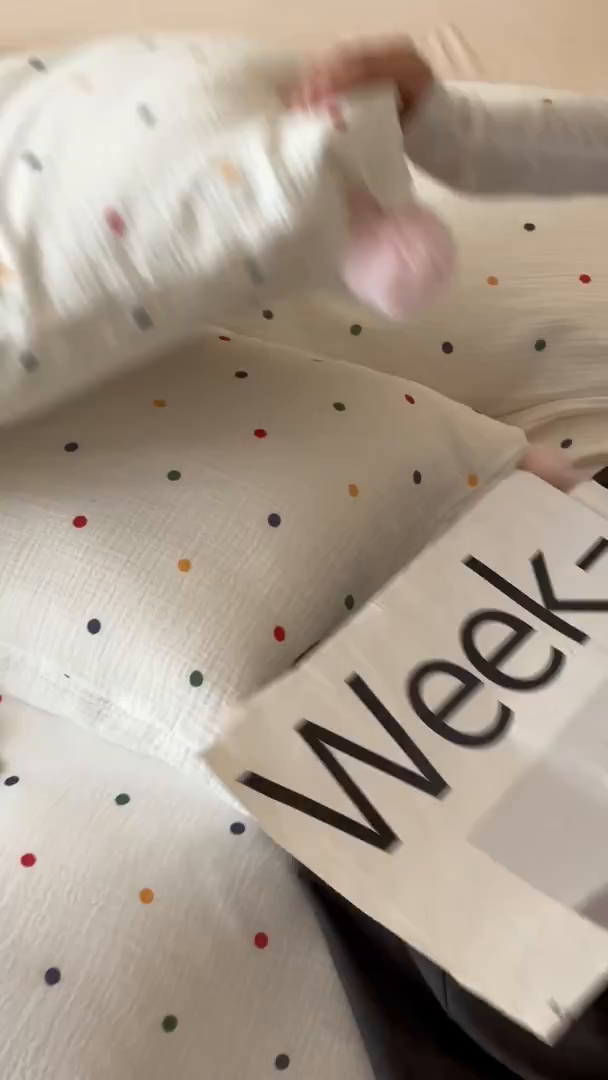 91家纺网 家纺一手货源 找家纺 （总）玛奇朵 2025新品全棉A类双层皱皱纱彩色啵啵四件套-毛球款