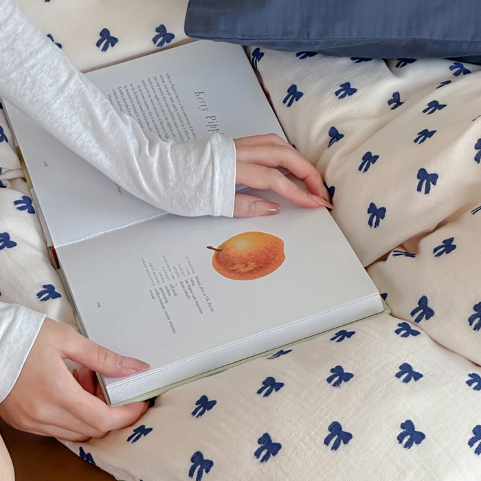 91家纺网 家纺一手货源 找家纺 玛奇朵 2025新款A类全棉双层纱提花四件套 克莱因蓝