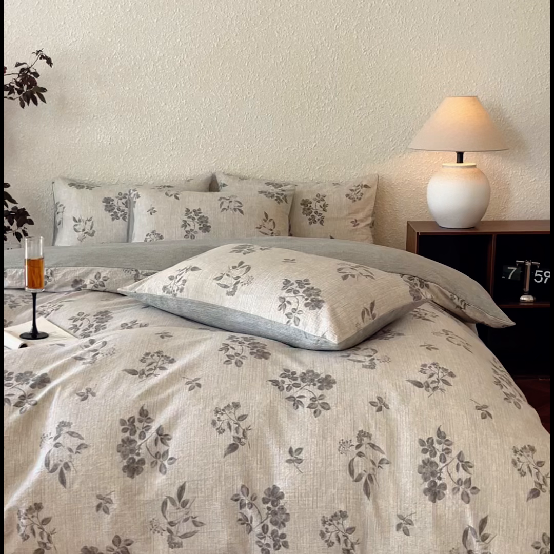 91家纺网 家纺一手货源 找家纺 斯卡诺家纺 2026新款原麻亚麻皱皱纱四件套水洗棉印花四件套 复古格调