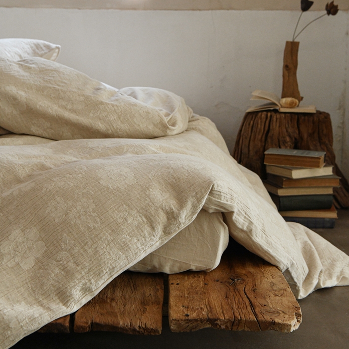 91家纺网 家纺一手货源 找家纺 （总）玛奇朵 2025新款色织棉麻双层皱纱四件套