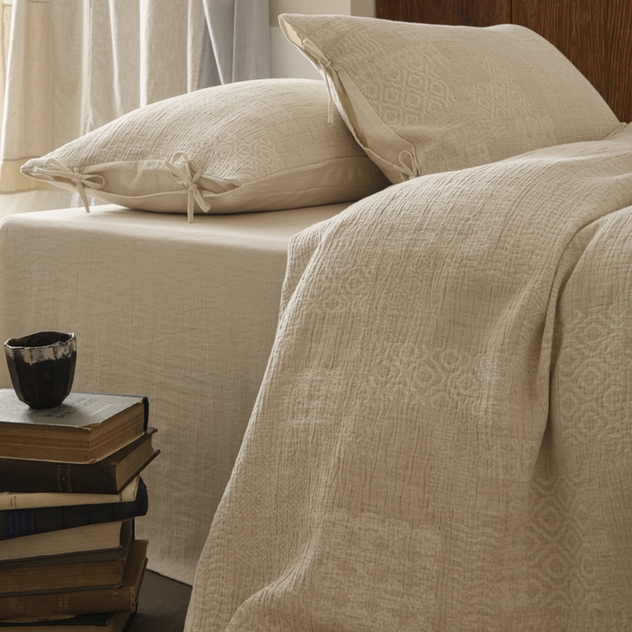 91家纺网 家纺一手货源 找家纺 玛奇朵 2025新款色织棉麻双层皱纱四件套 罗曼织梦