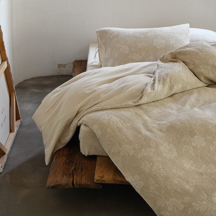 91家纺网 家纺一手货源 找家纺 （总）玛奇朵 2025新款色织棉麻双层皱纱四件套