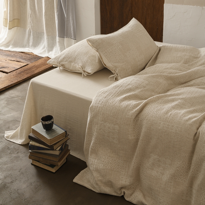 91家纺网 家纺一手货源 找家纺 玛奇朵 2025新款色织棉麻双层皱纱四件套 罗曼织梦