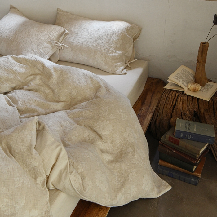 91家纺网 家纺一手货源 找家纺 （总）玛奇朵 2025新款色织棉麻双层皱纱四件套