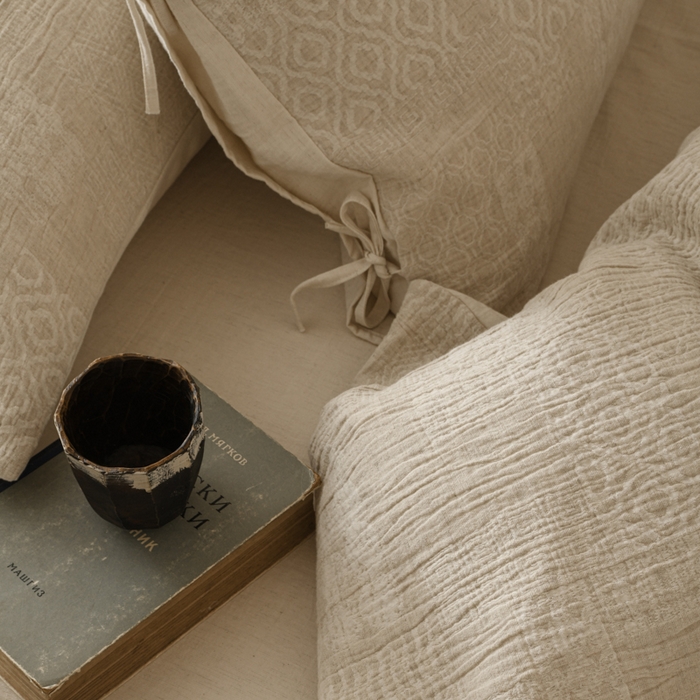 91家纺网 家纺一手货源 找家纺 玛奇朵 2025新款色织棉麻双层皱纱四件套 罗曼织梦