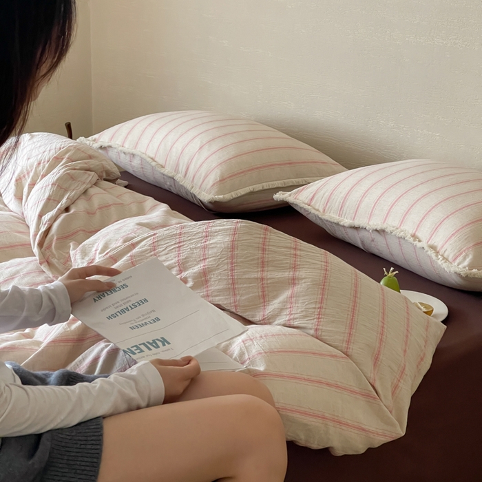 91家纺网 家纺一手货源 找家纺 玛奇朵 2025新款棉麻色织条纹系列四件套-南坪晚风 南坪晚风-咖色床单