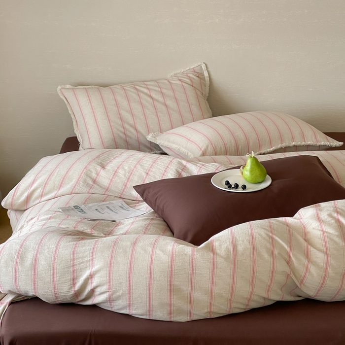 91家纺网 家纺一手货源 找家纺 玛奇朵 2025新款棉麻色织条纹系列四件套-南坪晚风 南坪晚风-咖色床单