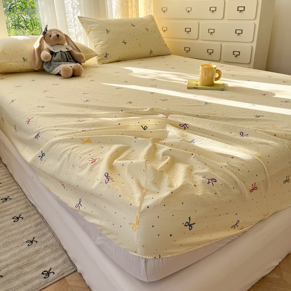 91家纺网 家纺一手货源 找家纺 沐芷 2025 沐芷A类双层纱床笠单件/床笠三件套  床笠款床罩床垫保护套罩 蜡笔画