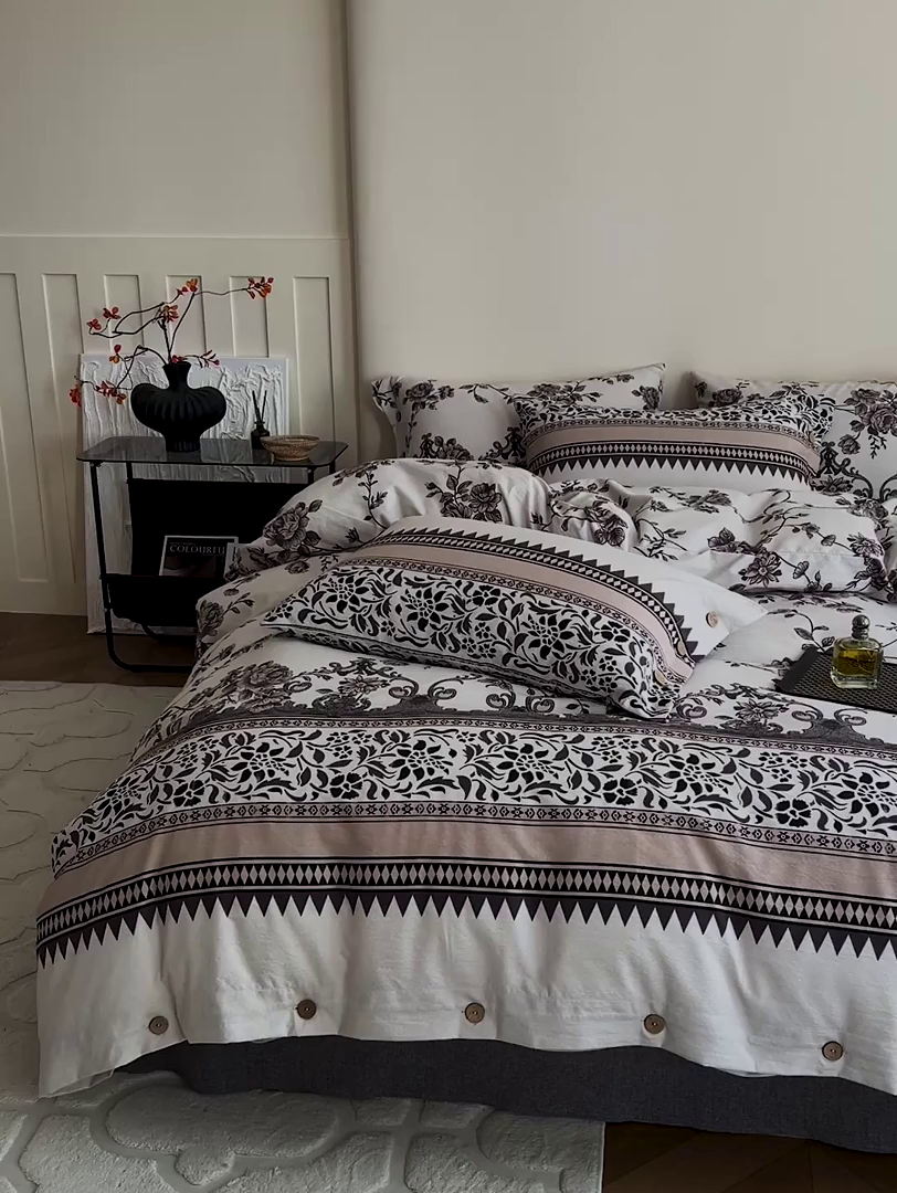 91家纺网 家纺一手货源 找家纺 （总）仟网汇  2025新款亚麻纽扣款四件套