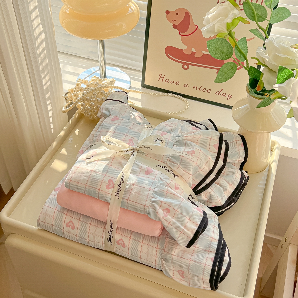 91家纺网 家纺一手货源 找家纺 （总）韩巢家纺 2025新款水洗棉大花边被套四件套直播热销款学生宿舍被罩床单三件套（提供卖家秀）