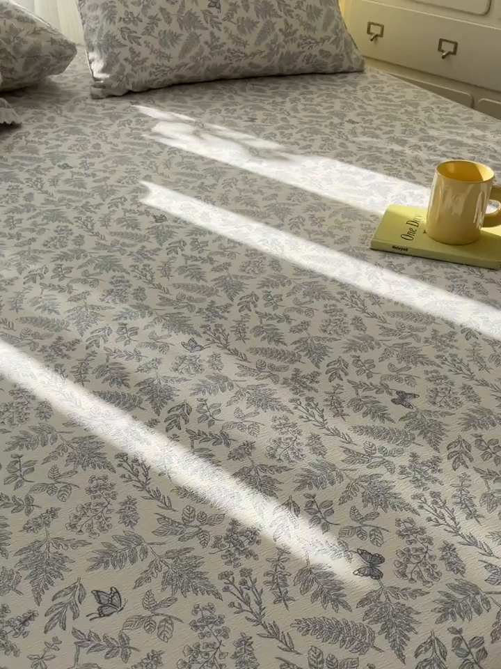 91家纺网 家纺一手货源 找家纺 沐芷 2025 沐芷A类双层纱床笠单件/床笠三件套  床笠款床罩床垫保护套罩 东方草木