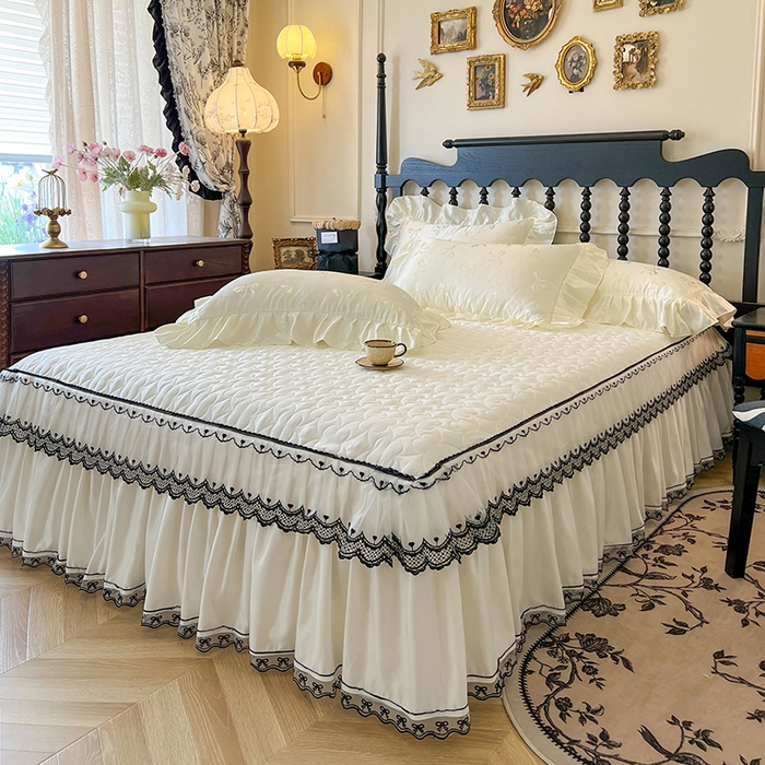 91家纺网 家纺一手货源 找家纺 网红馆（ck家纺）2025新款提花蕾丝边床裙三件套-相思蝶 相思蝶-米