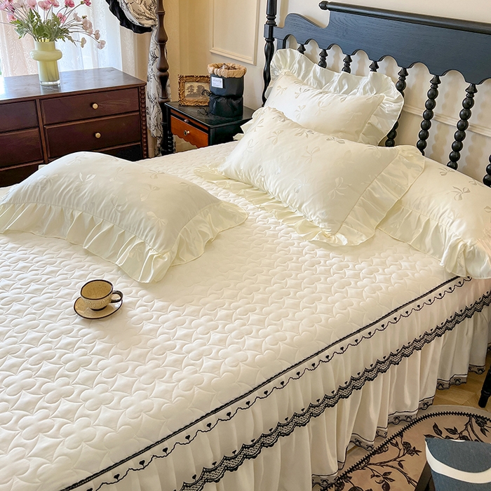 91家纺网 家纺一手货源 找家纺 网红馆（ck家纺）2025新款提花蕾丝边床裙三件套-相思蝶 相思蝶-米