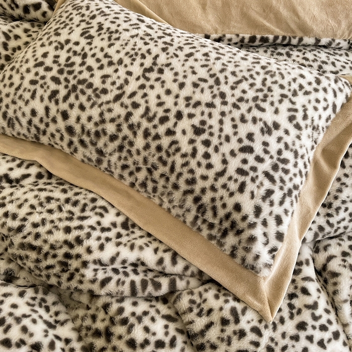 91家纺网 家纺一手货源 找家纺 库里梦家纺 2025新款网红直播爆款獭兔毛豹纹-A版兔毛绒B版牛奶绒四件套-豹纹 豹纹-米色