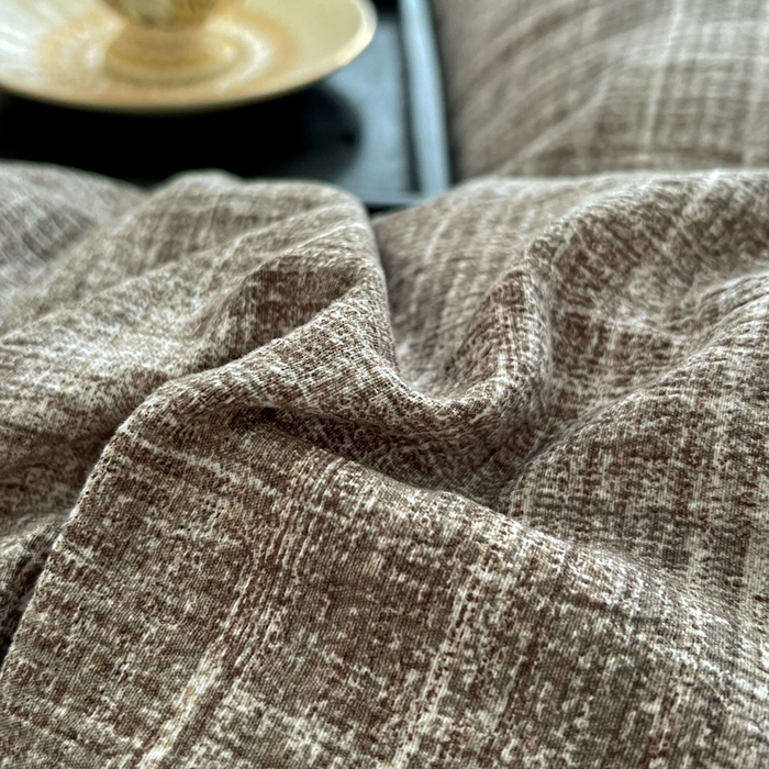 91家纺网 家纺一手货源 找家纺 仟网汇  2025新款亚麻纽扣款四件套 流光咖