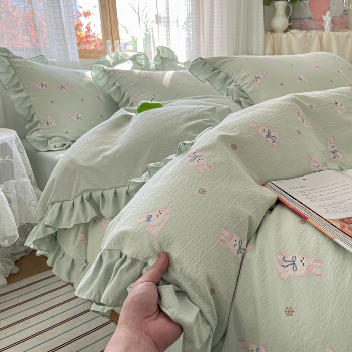 91家纺网 家纺一手货源 找家纺 库里梦家纺 2025新款韩版花边小清新色织水洗双层纱木棉四件套 花园兔