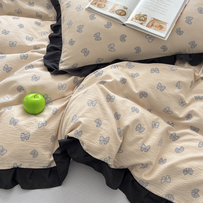 91家纺网 家纺一手货源 找家纺 库里梦家纺 2025新款韩版花边小清新色织水洗双层纱木棉四件套 结美