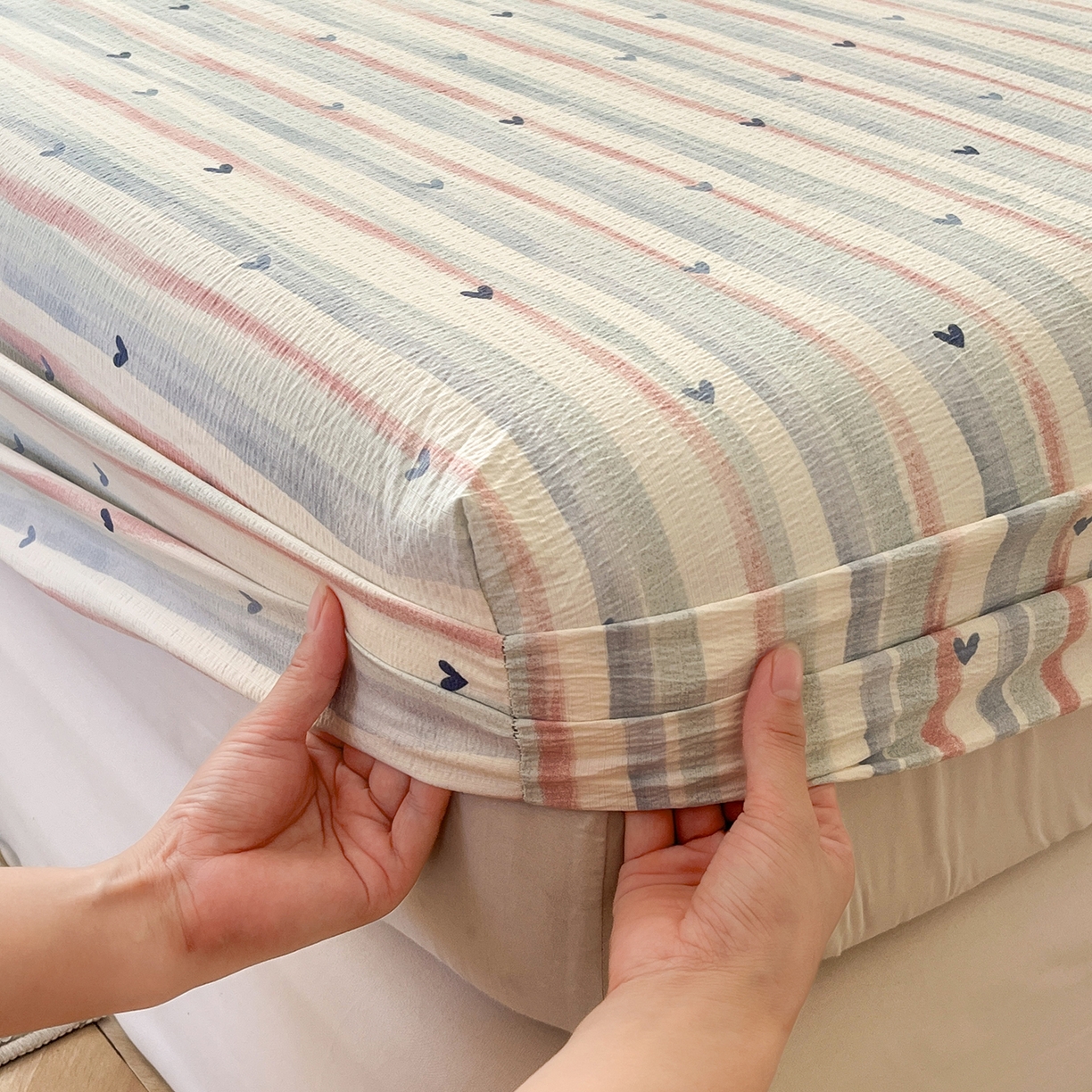 91家纺网 家纺一手货源 找家纺 沐芷 2025 沐芷A类双层纱床笠单件/床笠三件套  床笠款床罩床垫保护套罩 疏影之心