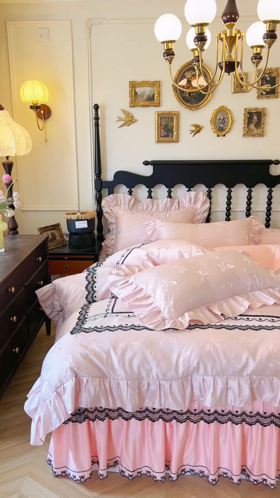 91家纺网 家纺一手货源 找家纺 网红馆（ck家纺）2025新款提花蕾丝边床裙四件套-相思蝶 相思蝶-粉