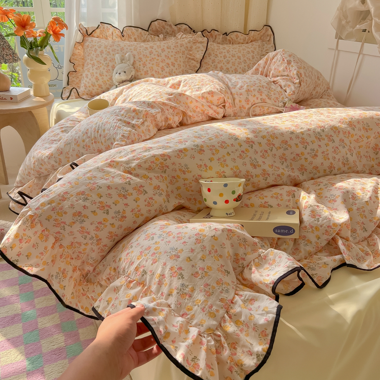 91家纺网 家纺一手货源 找家纺 韩巢家纺 2025新款水洗棉大花边被套四件套直播热销款学生宿舍被罩床单三件套（提供卖家秀） 久期诗朵-黄【大花边款】