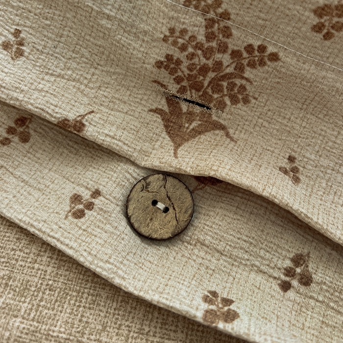 91家纺网 家纺一手货源 找家纺 仟网汇  2025新款亚麻纽扣款四件套 秋意